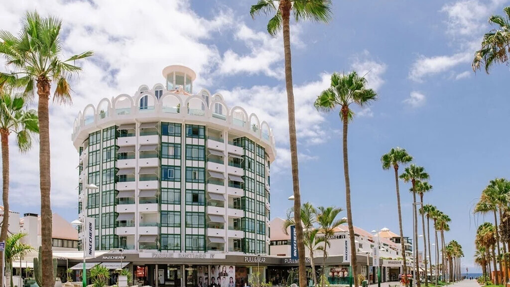 Parque Santiago III and IV Apartments